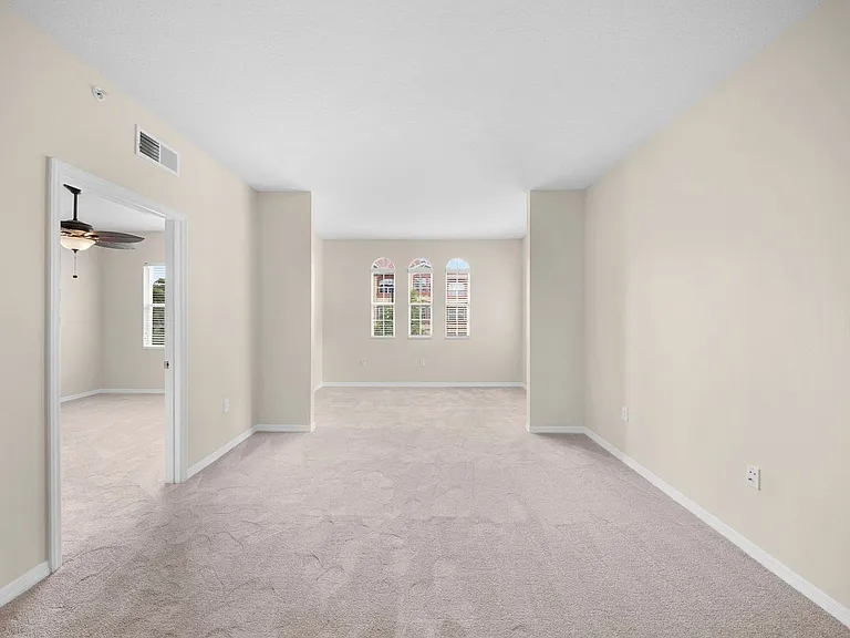 11400 Ocean Walk Ln #214 — Photo 17