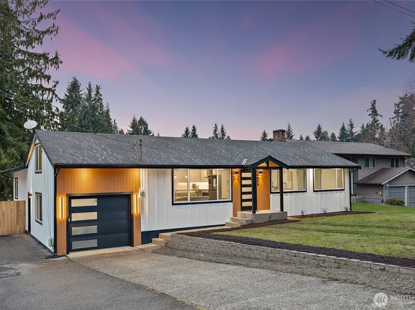 19628 Heinz Place, Lynnwood, WA 98036