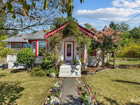 15842 11th Avenue SW, Burien, WA 98166