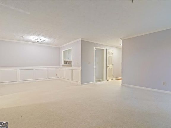 4th image of 103 Riverview Dr SE