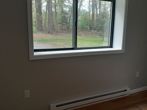5th image of 49 Windsor Dr APT 104
