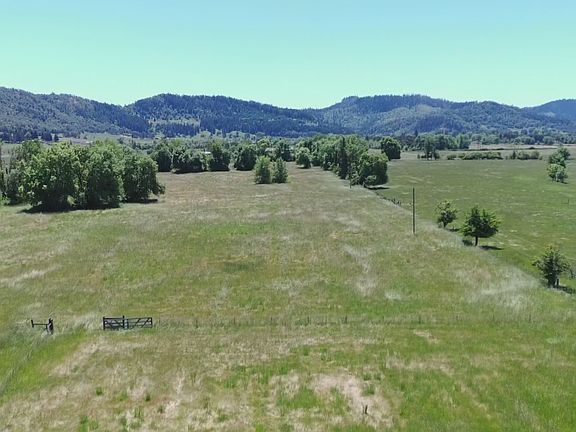 2nd image of 6404 Lookingglass Rd