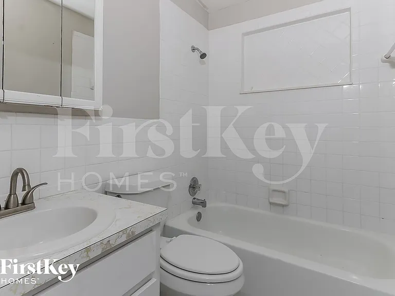 11823 Dahlia Dr — Photo 10