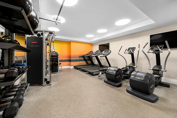 Rented by Compass | media 10