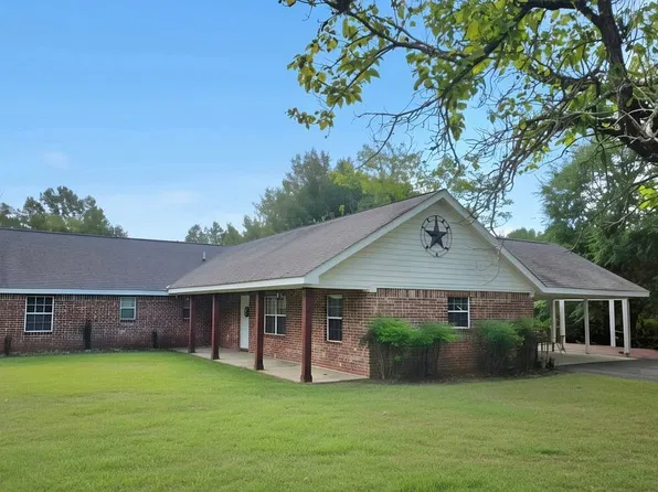 327 J And H Ln, Nacogdoches, TX 75964