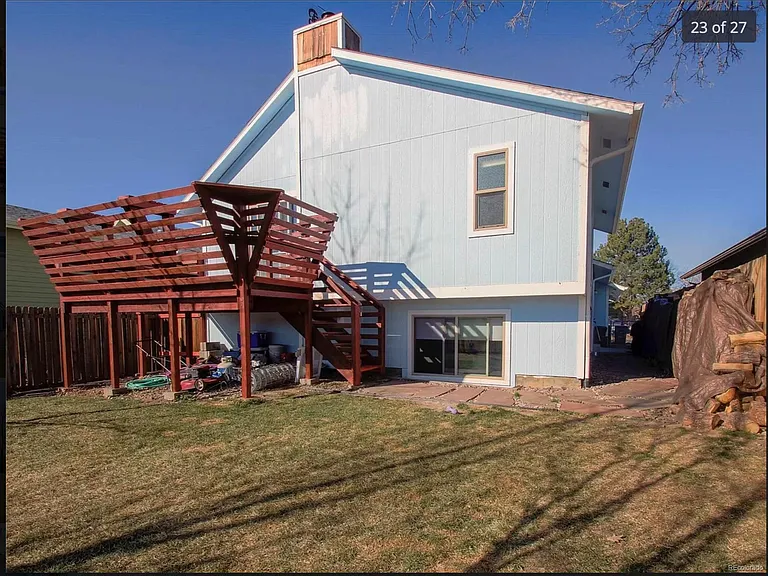 804 Hayden Ct — Photo 24