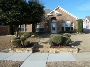 9217 Woodlake Dr, Rowlett, TX 75088