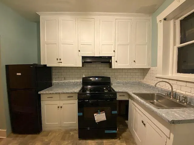 209 N Fairmount St photo 1