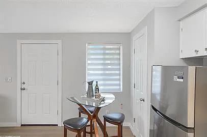 2319 Lee St SE — Photo 9
