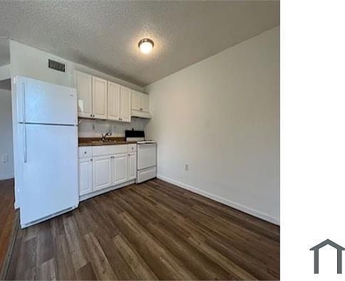 2nd image of 1300 NW 2nd Ave APT 1