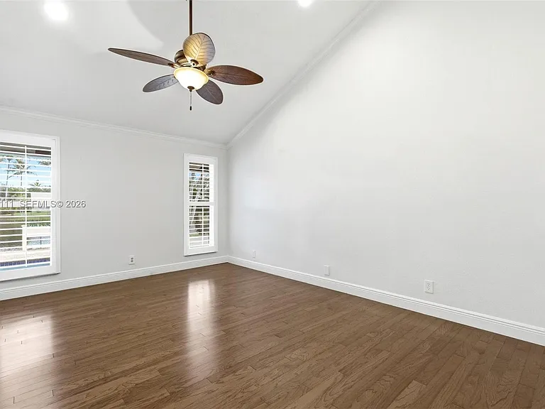 10227 SW 49th Ct — Photo 9