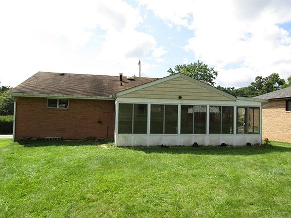 5th image of 347 Hulton Rd