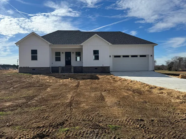 1360 Bonicord Rd, Dyersburg, TN 38024