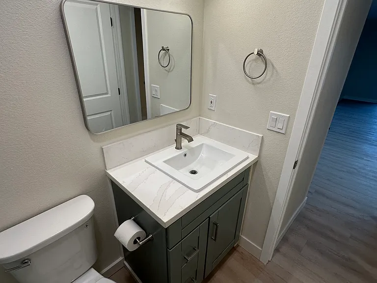 4843 Voltaire St #1 — Photo 8