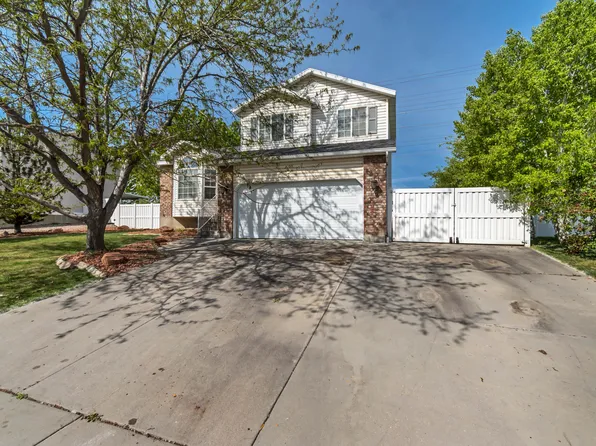 5740 S Trowbridge Way, Salt Lake City, UT 84118