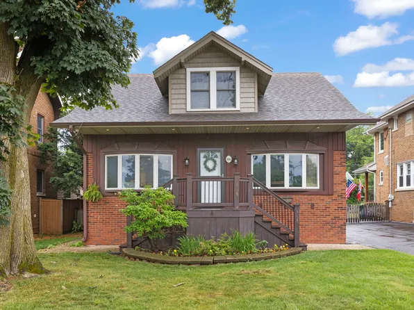 106 S Grace St, Lombard, IL 60148