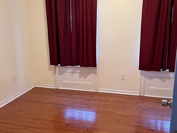 3rd image of 82 Lancaster St Floor 2