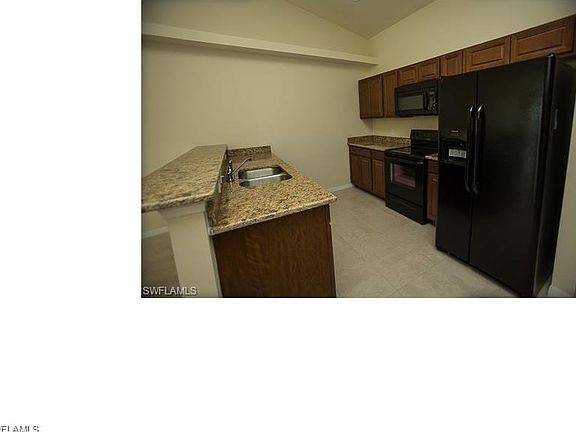2nd image of 4202 SW 7th Pl
