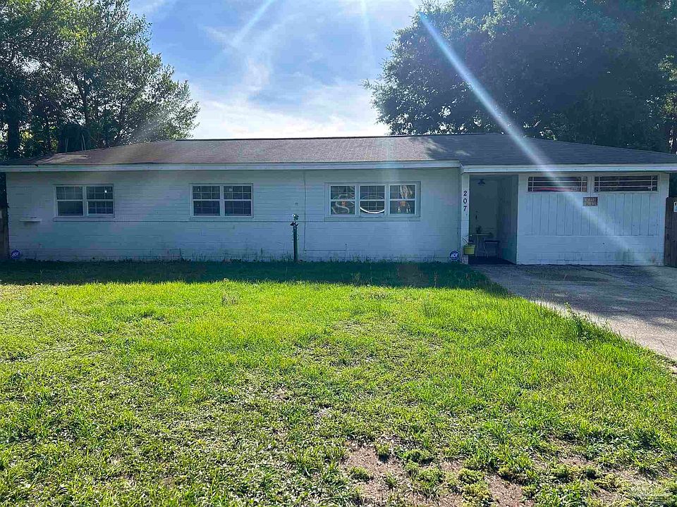 1st image of 207 Emerald Ave