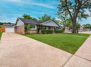 7927 Pella Dr, Houston, TX 77036