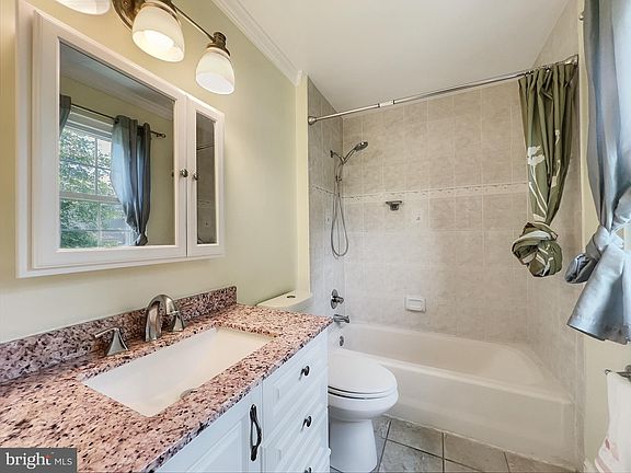 3rd image of 20414 Bloomingville Ct