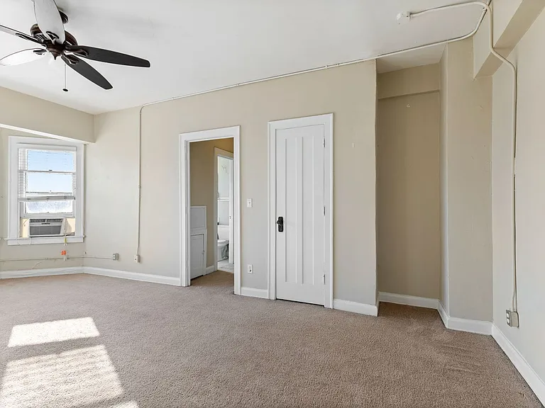 Penn Arts Apartments — Photo 19