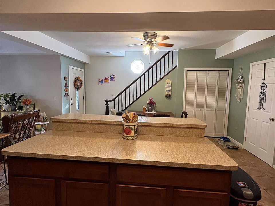 421 Brown St, photo 18