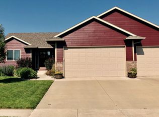 2901 S Lucerne Ave, Sioux Falls, SD 57106