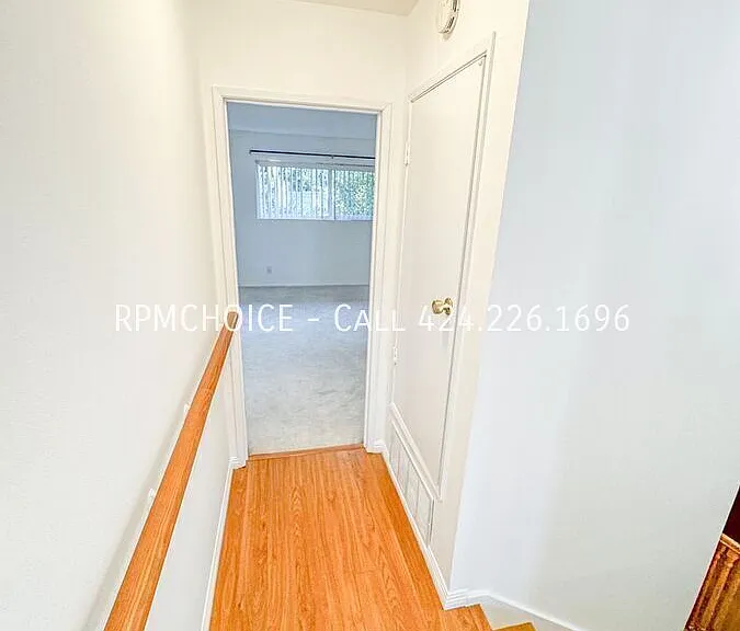 23821 Stanhurst Ave — Photo 13