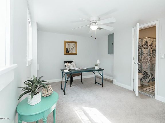 2nd image of 1729 Sable Palm Ln