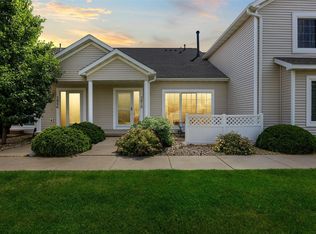 3810 Water View Ct SW, Cedar Rapids, IA 52404