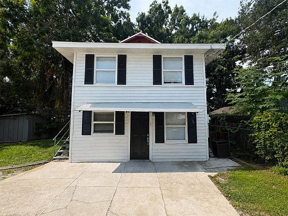 2nd image of 514 AVENUE C NE