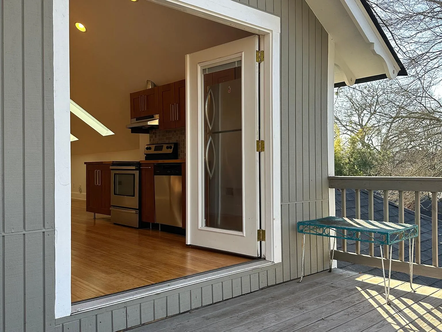 744 Saint Charles Ave NE — Photo 3
