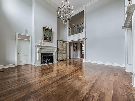 4th image of 174 Casa Di Lago Way