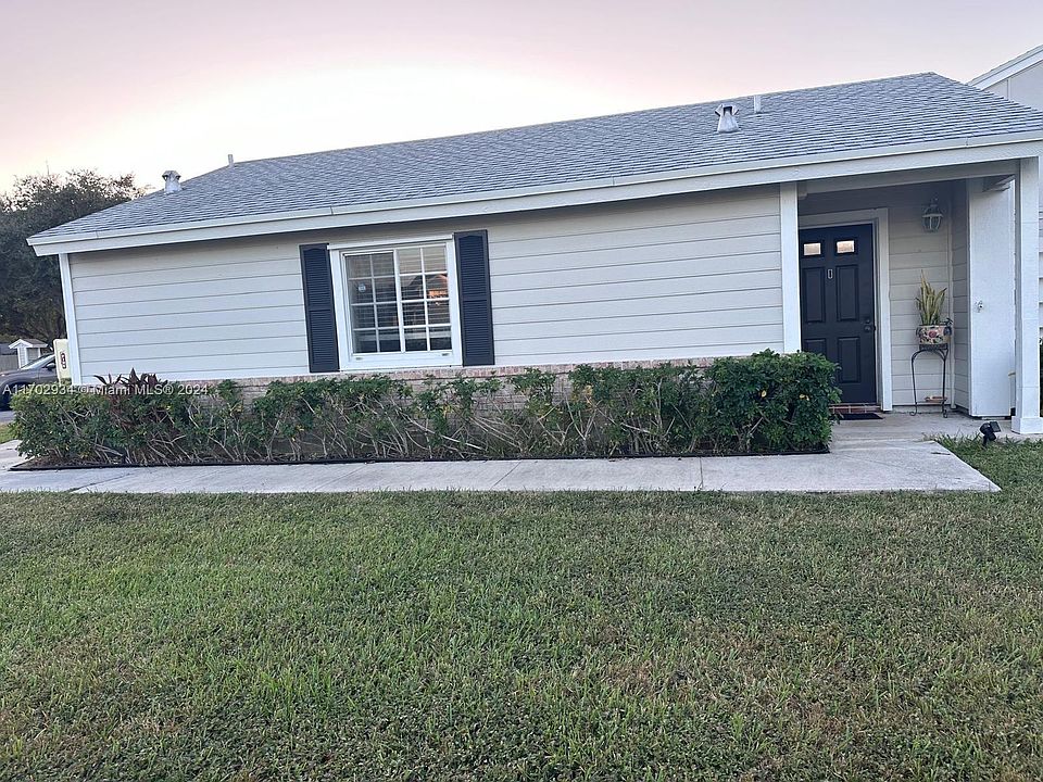 1st image of 13796 SW 149th Circle Ln #3-70