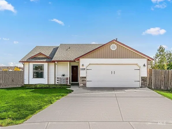 1229 W Aberdeen Ave, Nampa, ID 83686