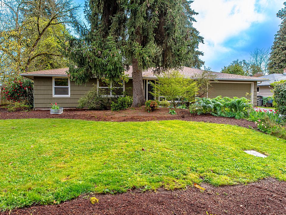 1st image of 996 Sherwood Pl