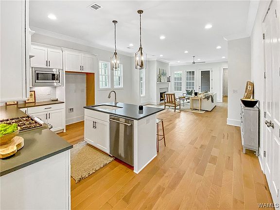4th image of 1565 Stillwater Cir