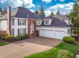 16712 SW Blackberry Ln, Beaverton, OR 97007