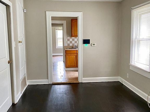 5th image of 4941 W 11th St #2