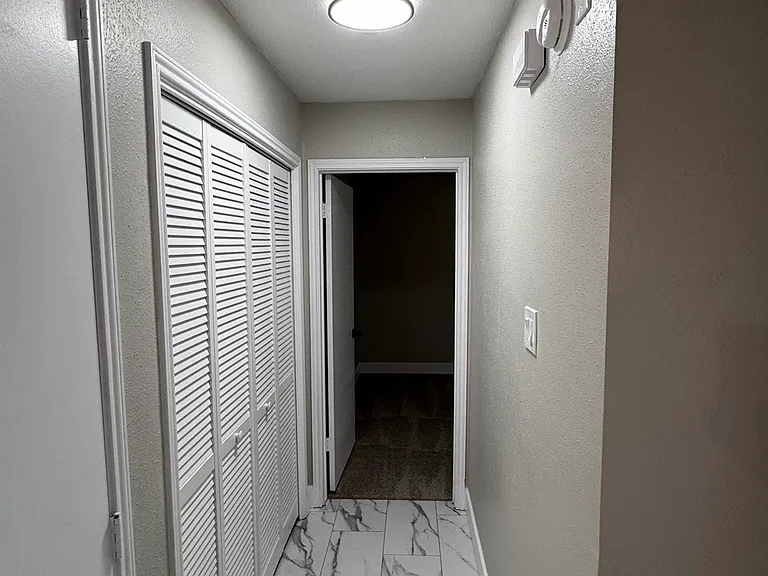 7722 Covington Dr — Photo 8