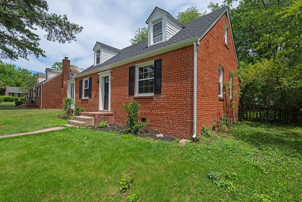 3 bed, 1224 sqft, $2,295 — Photo 3