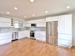 118 Flynn Ave APT C, Mountain View, CA 94043