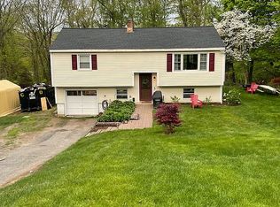 103 Wynwood Dr, New Milford, CT 06776