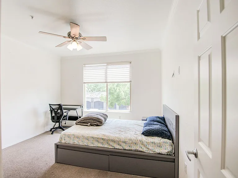 435 W Rio Salado Pkwy #208 — Photo 14