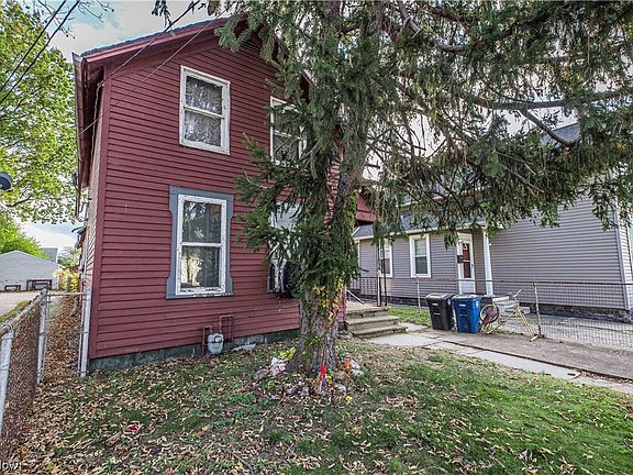 2nd image of 911 Starkweather Ave
