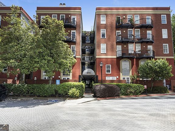 2nd image of 2840 Peachtree Rd NW APT 406