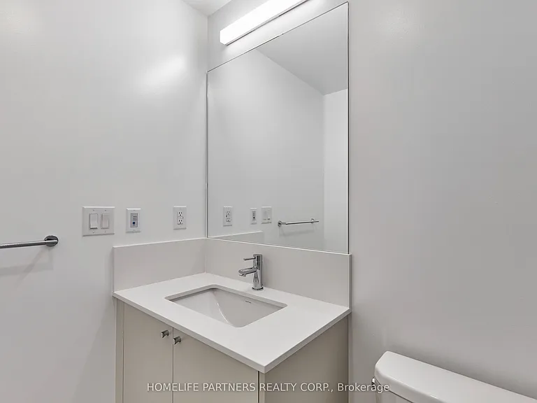 10 Oak St #1107 — Photo 20
