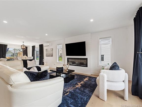 5th image of 17 Renoir St