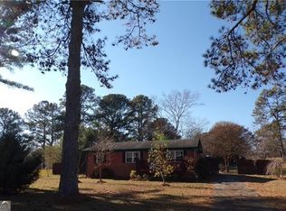 221 Baker Cir SE, Calhoun, GA 30701